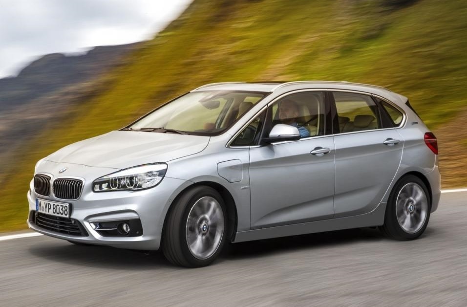 Bmw 2 deals series hybrid